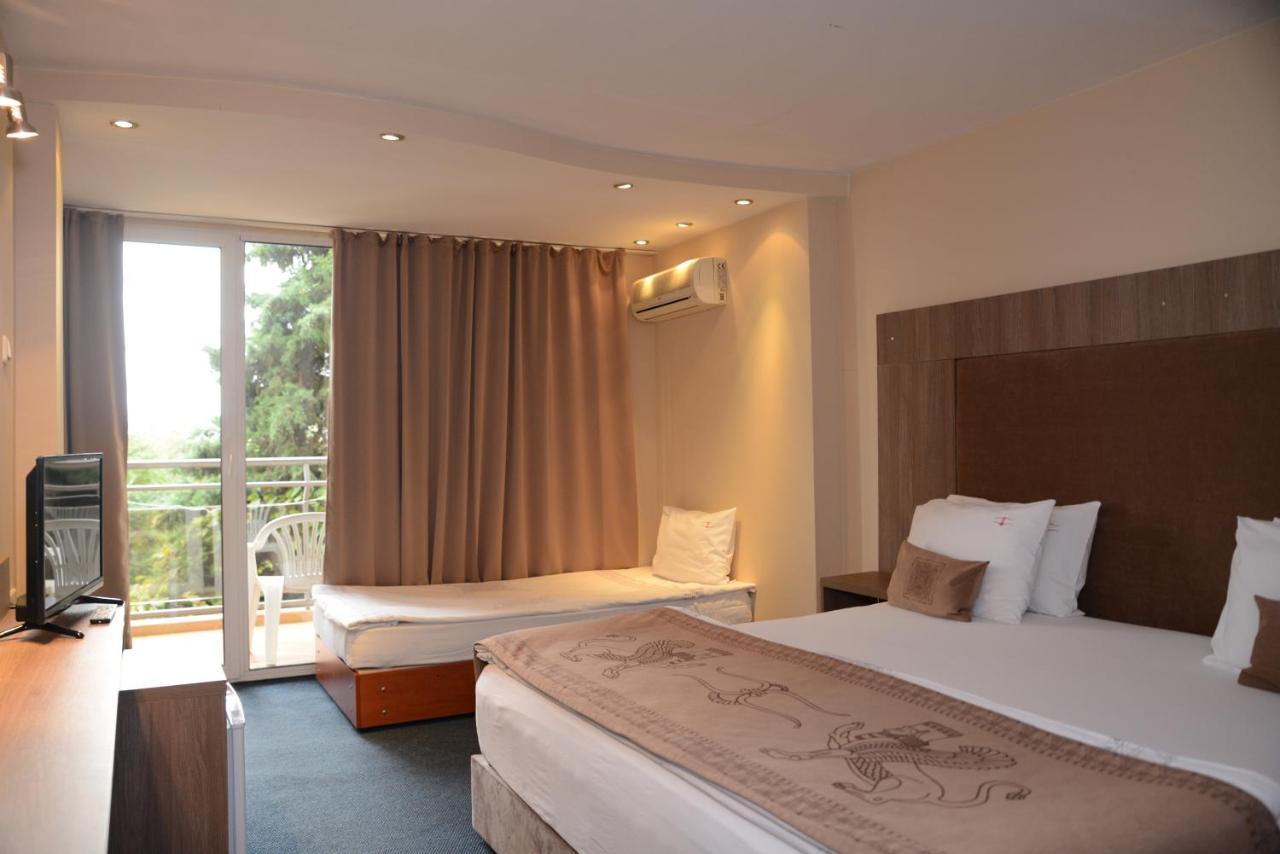 Bona Vita Hotel Golden Sands Exterior foto