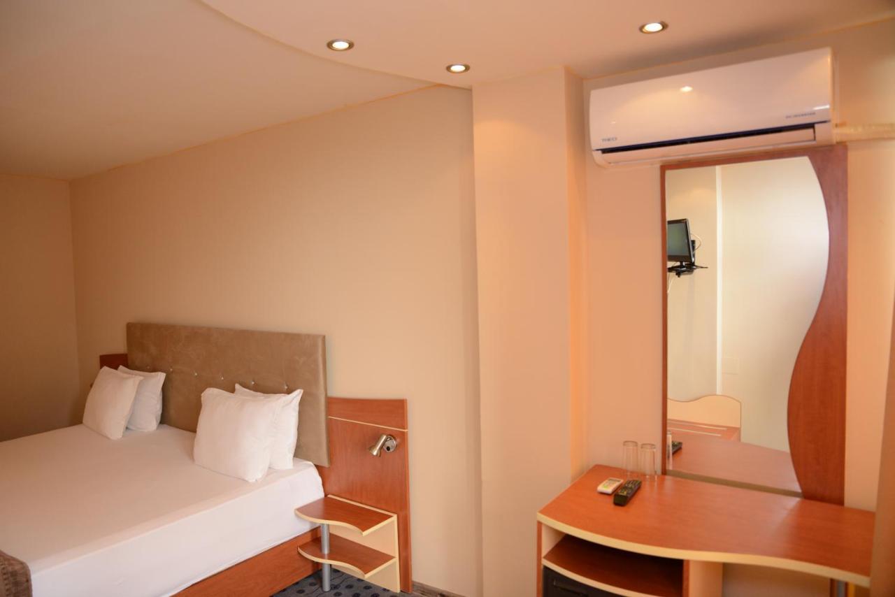 Bona Vita Hotel Golden Sands Exterior foto
