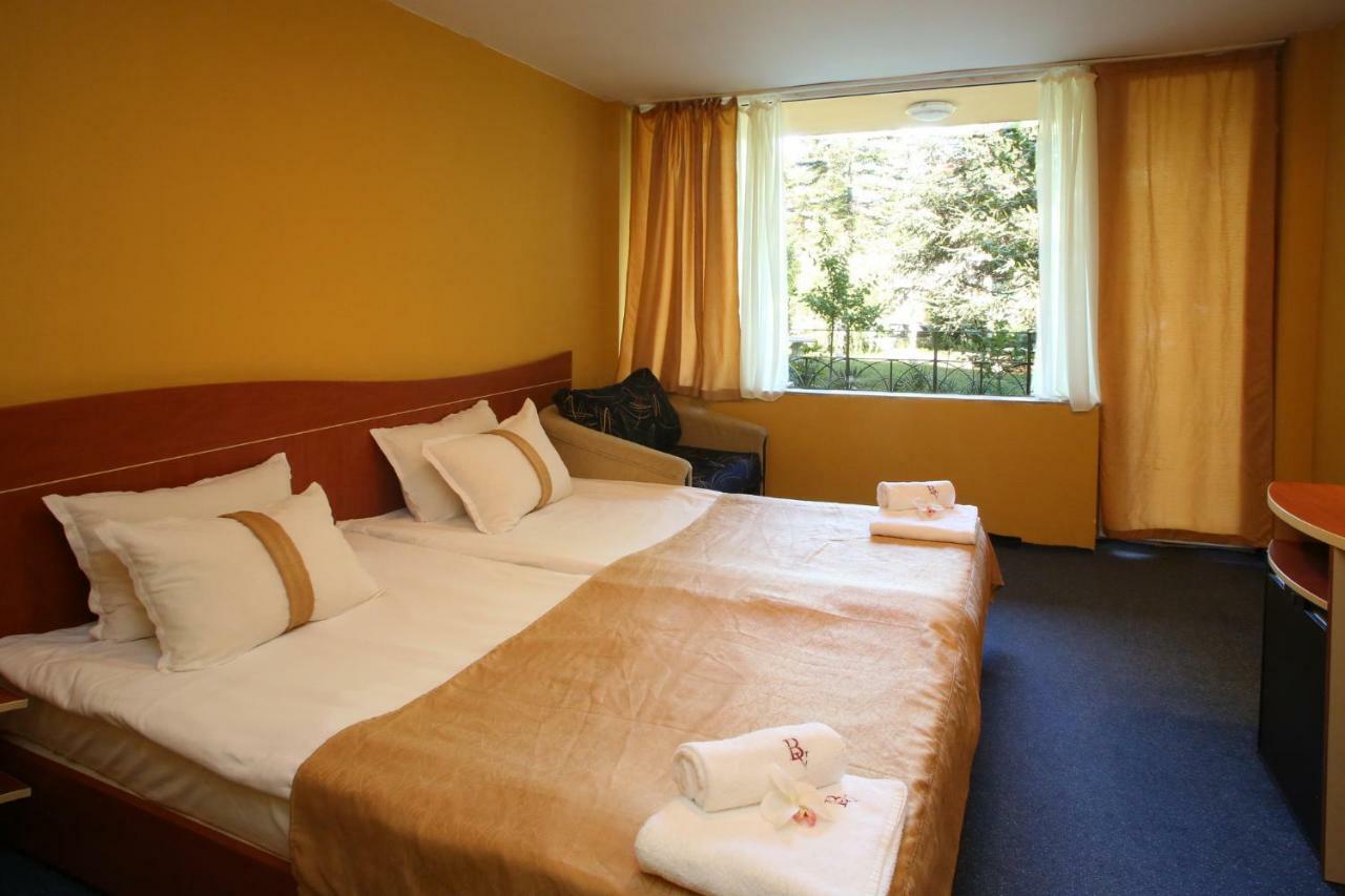 Bona Vita Hotel Golden Sands Exterior foto